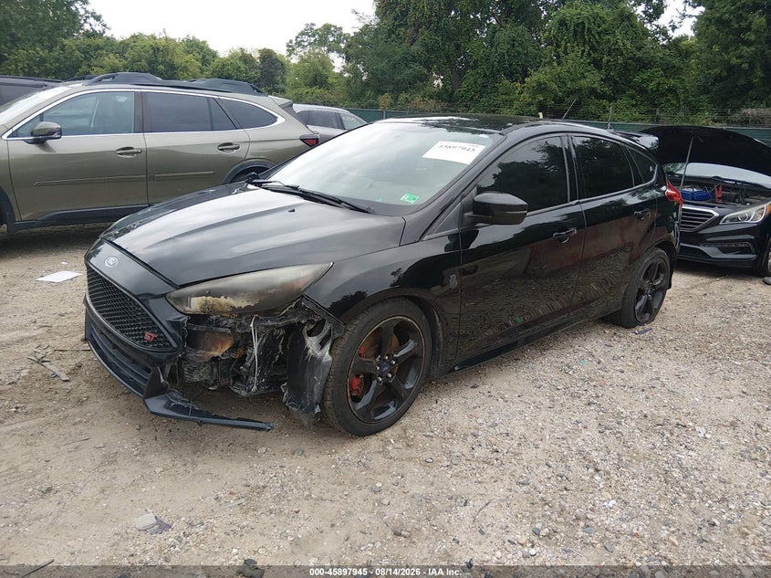 2017 FORD FOCUS ST auction photo 2