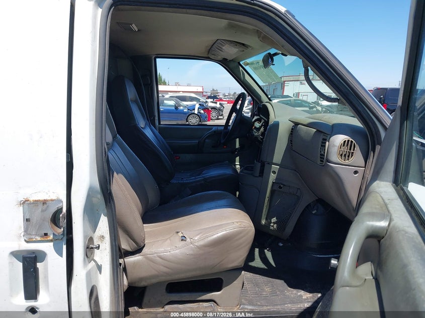 2005 CHEVROLET ASTRO auction photo 5