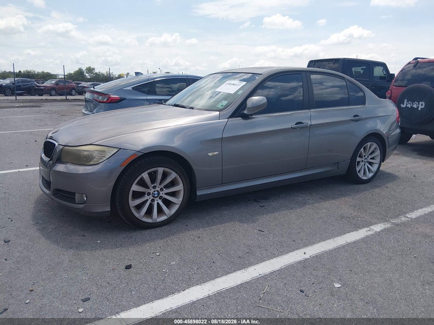 2011 BMW 3er, Затопление, IAAI, VIN WBAPH7G59BNM56048 — фото 2