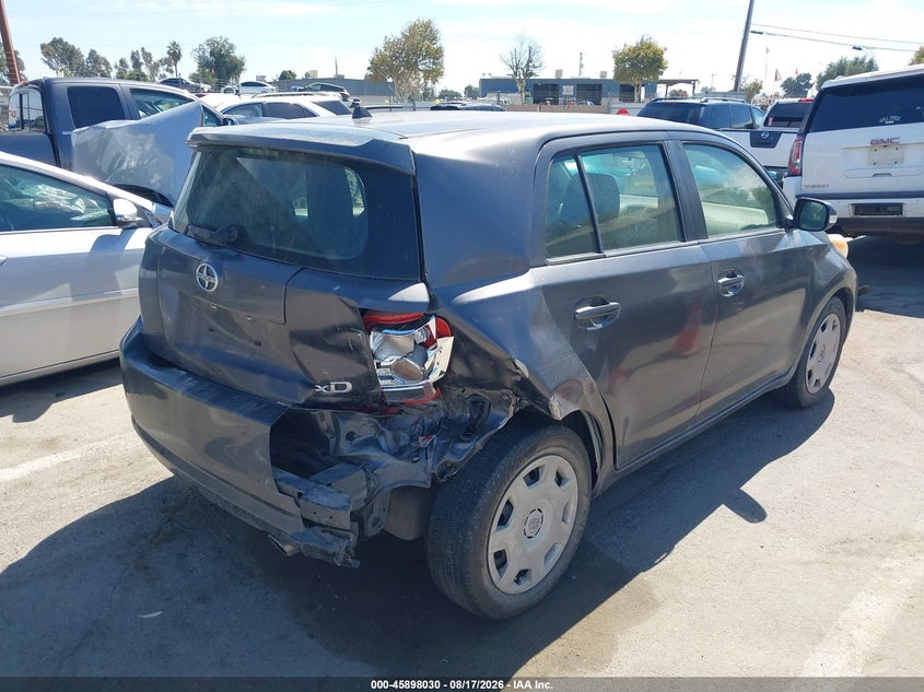 2012 SCION XD · Фото 4