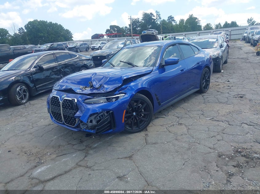 2022 BMW 4er, Front End, IAAI, VIN WBA63AV0XNFM20222 — photo 2