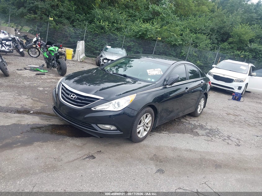 2013 HYUNDAI SONATA auction photo 2