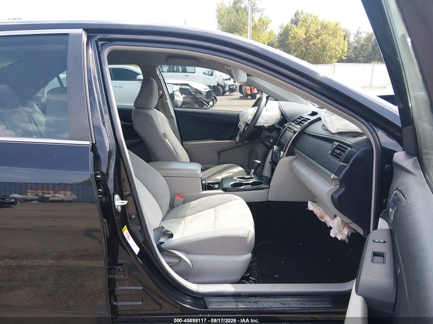 2013 TOYOTA CAMRY auction photo 5