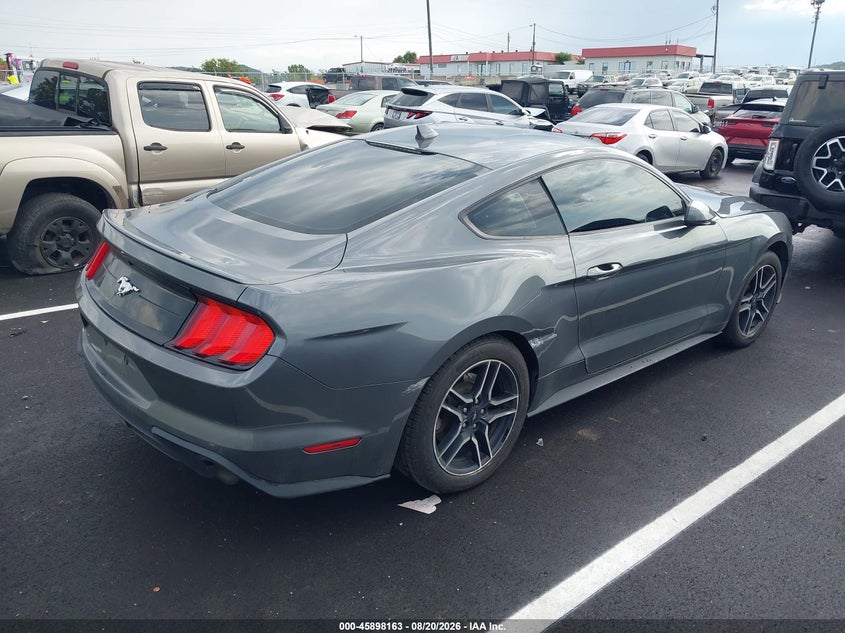 FORD MUSTANG - zdjęcie 4