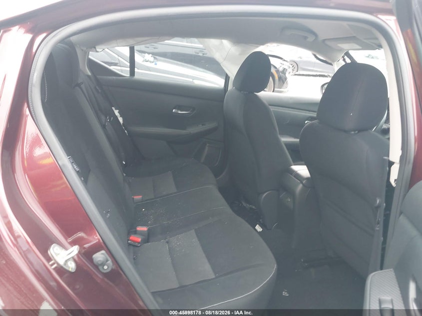 Фото 8 - NISSAN SENTRA