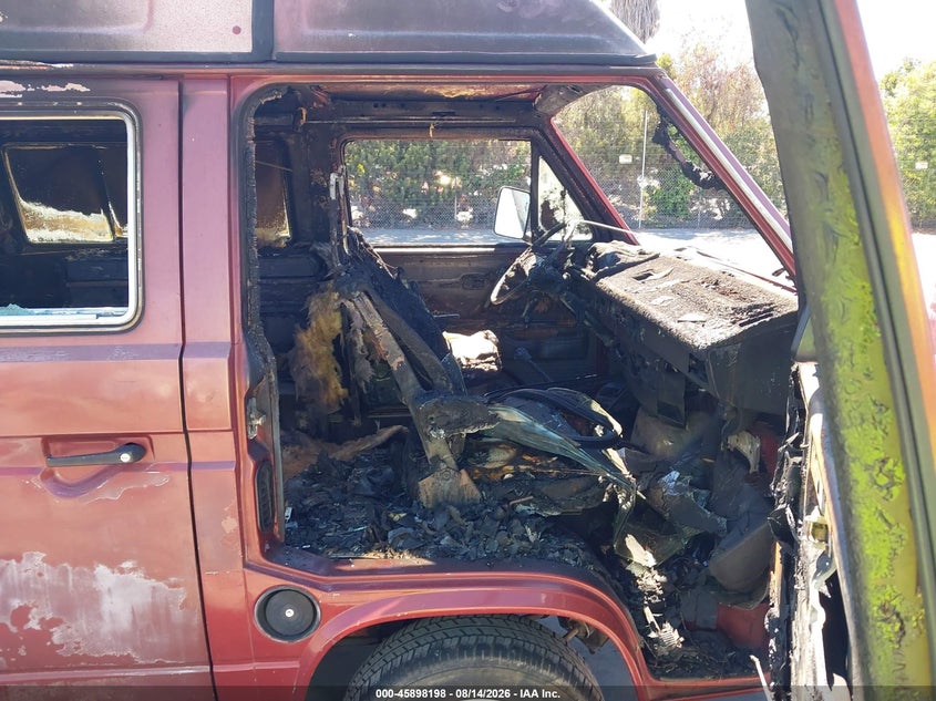 VOLKSWAGEN VANAGON 1987 VIN WV2ZB0253HH004763
