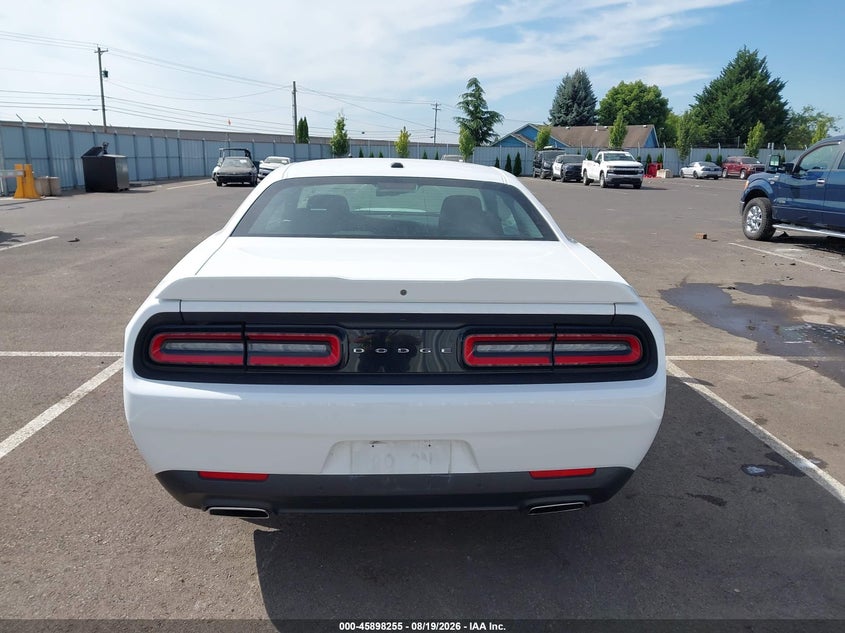 DODGE CHALLENGER - zdjęcie 17
