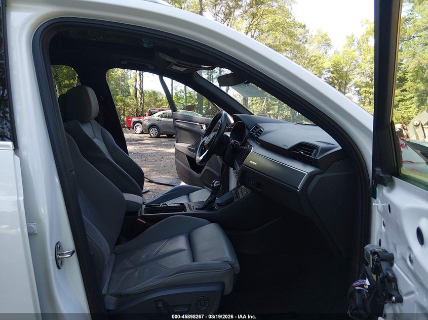 2020 AUDI Q3 auction photo 5