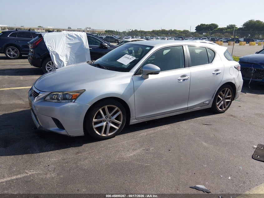 2016 LEXUS CT 200H auction photo 2