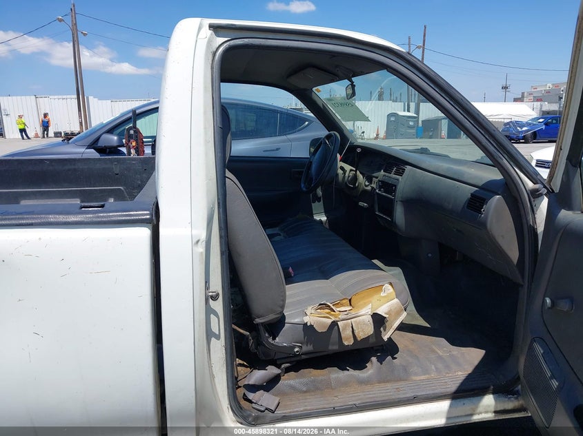 1996 TOYOTA T100 auction photo 5