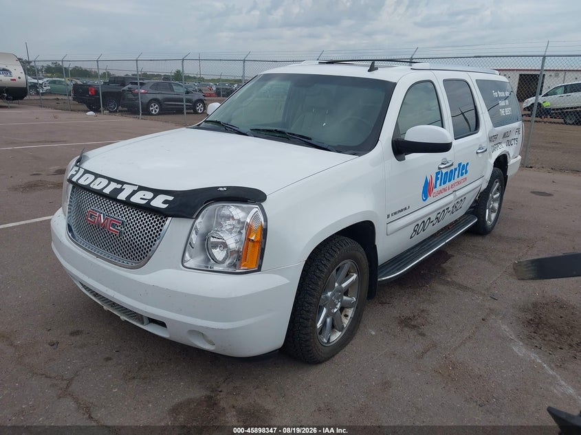 2008 GMC Yukon, Left Side, IAAI, VIN 1GKFK66818J238387 — photo 2