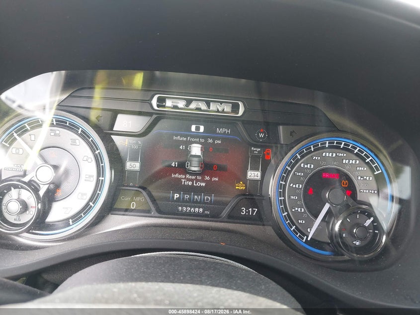 2020 RAM 1500 auction photo 7