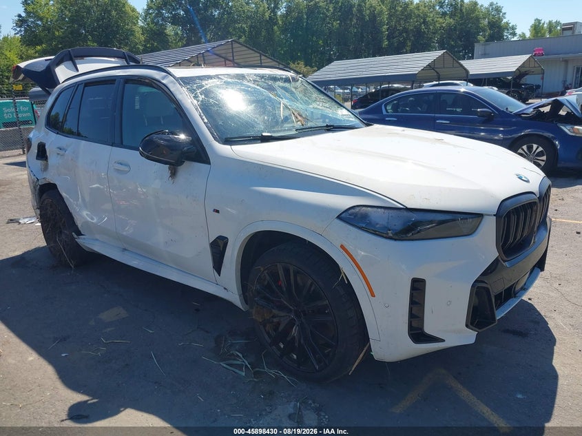 2026 BMW X5 M60i