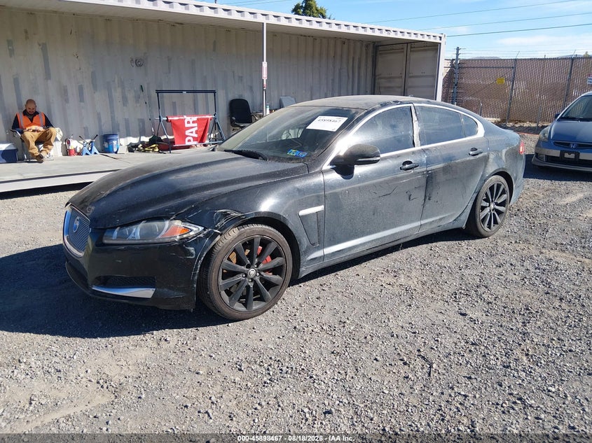 2013 JAGUAR XF auction photo 2