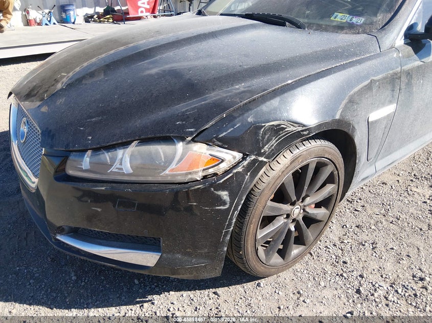 2013 JAGUAR XF auction photo 6