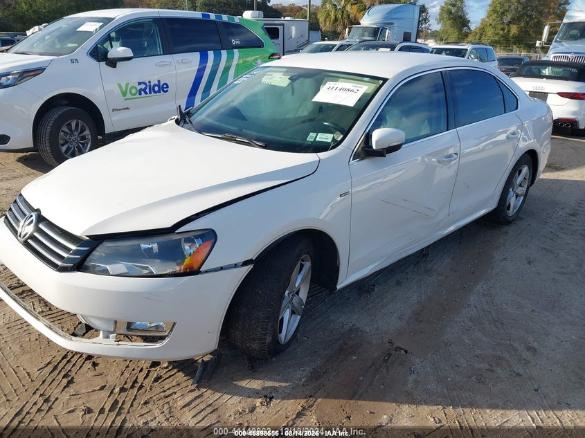 2015 Volkswagen Passat, Left & Right Side, IAAI, VIN 1VWAS7A3XFC097101 — photo 2