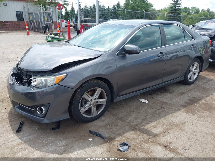 2014 Toyota Camry, Front End, IAAI, VIN 4T1BF1FK9EU785054 — photo 2