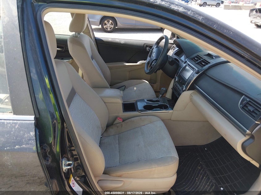 2014 TOYOTA CAMRY HYBRID auction photo 5