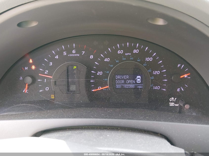 2011 TOYOTA CAMRY auction photo 7