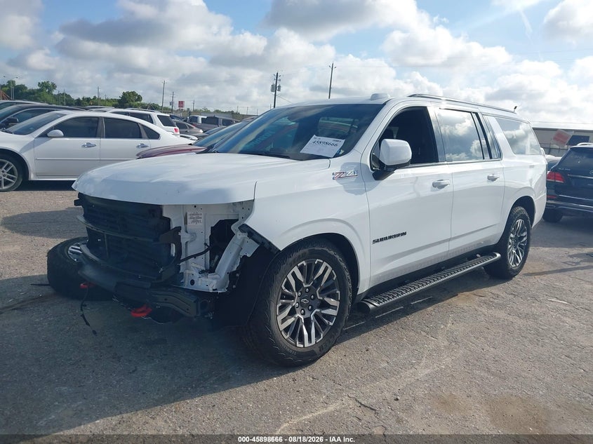 2026 Chevrolet Suburban, Front End, IAAI, VIN 1GNS6DKD1TR333233 — photo 2