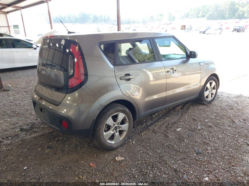 2017 KIA SOUL auction photo 4