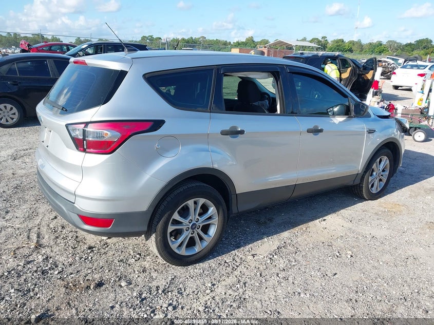 Vin: 1fmcu9gd5huc47738, lot: 46397916, ford escape s 20174