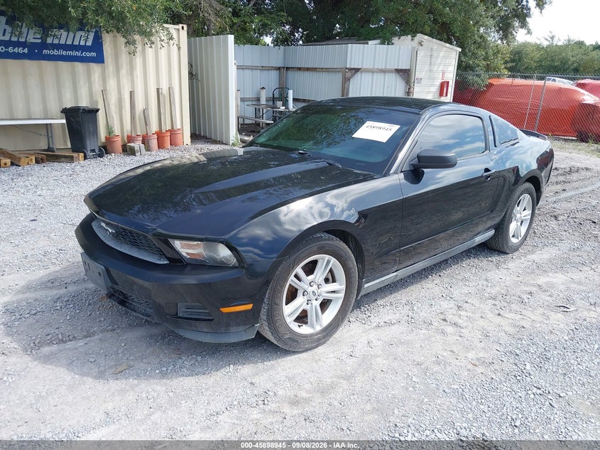 2012 FORD MUSTANG auction photo 2