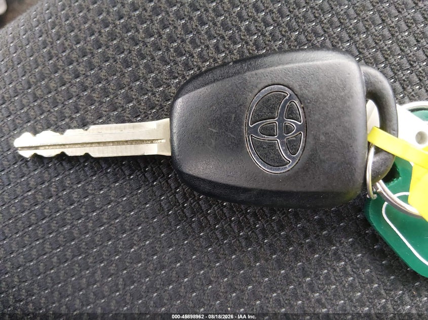 TOYOTA RAV4 - zdjęcie 11