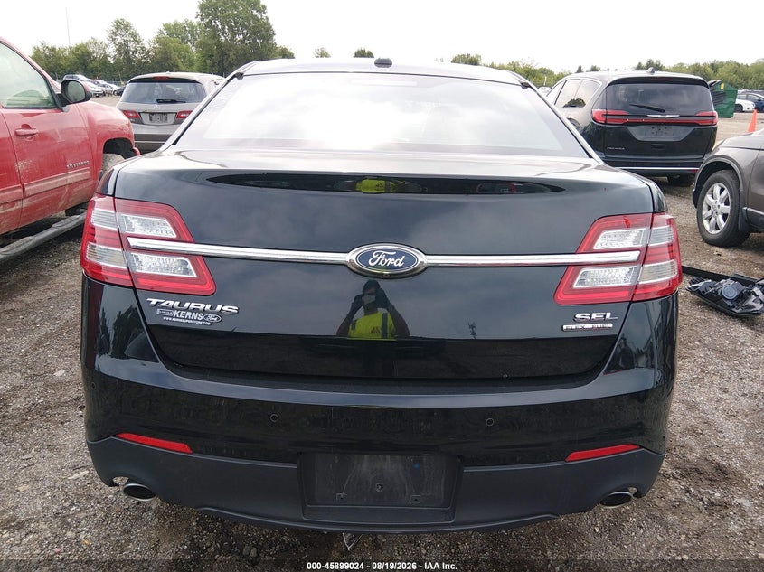FORD TAURUS 2017 VIN 1FAHP2E85HG106350