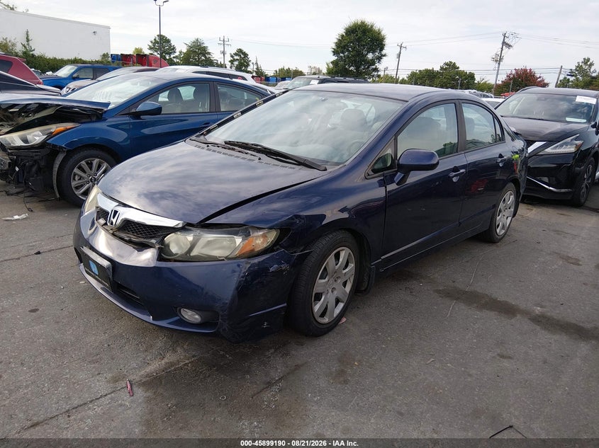 2011 Honda Civic, Left Front, IAAI, VIN 19XFA1F53BE026019 — photo 2