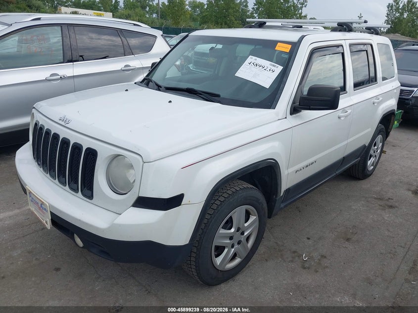 2014 Jeep Patriot Latitude, Rear, IAAI, VIN 1C4NJPFA2ED563028 — photo 2