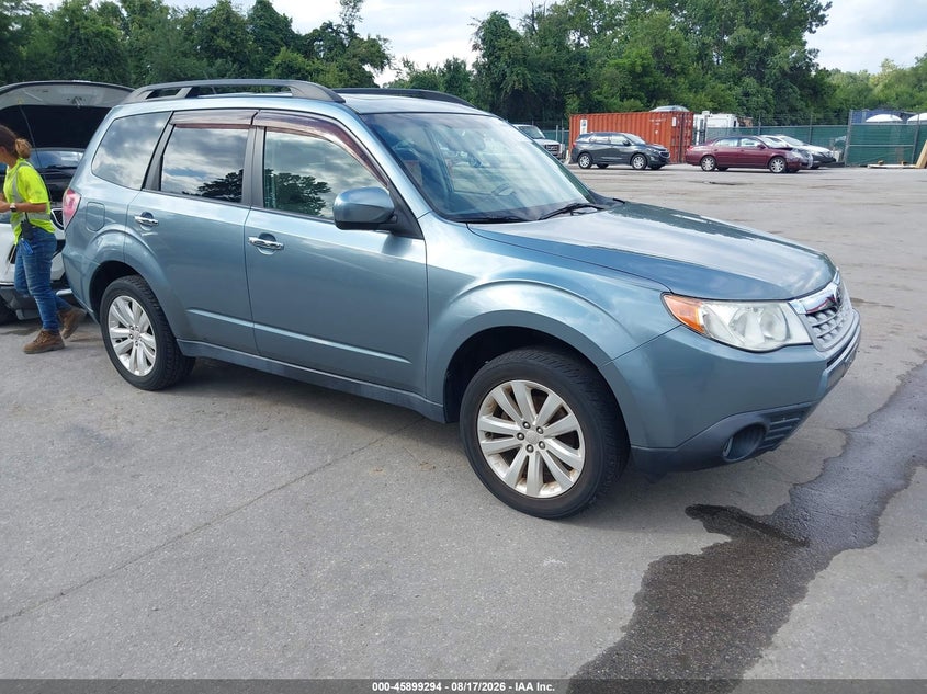 Vin: jf2shafc2dh427133, lot: 46398354, subaru forester 2.5x limited 20131