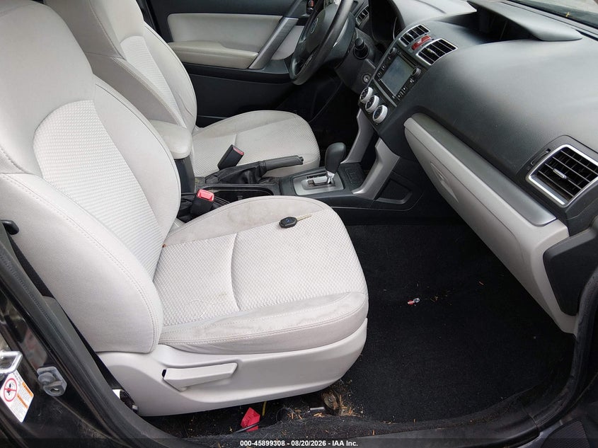 2016 SUBARU FORESTER auction photo 5