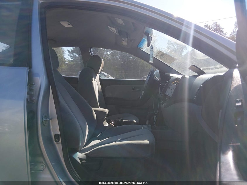 2009 HYUNDAI ELANTRA auction photo 5