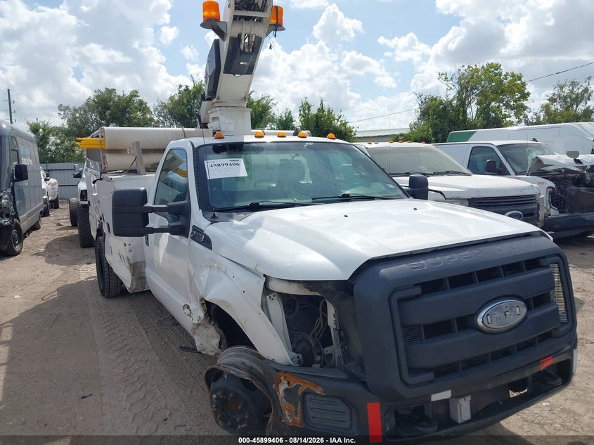 2013 FORD F-450 CHASSIS — zdjęcie z aukcji