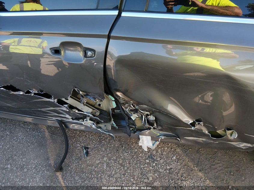 AUDI A6 2016 VIN WAUGFAFC0GN010767