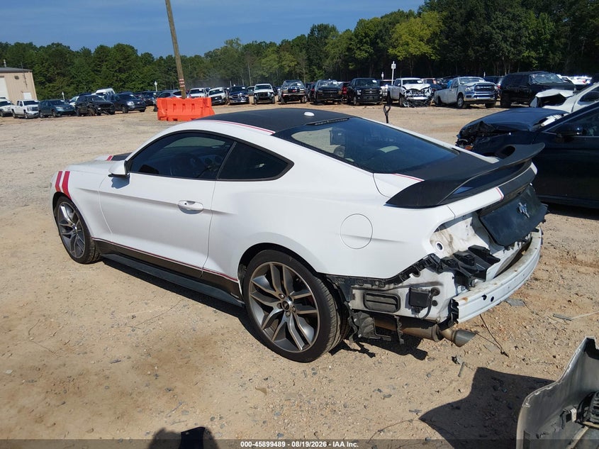 FORD MUSTANG - zdjęcie 3