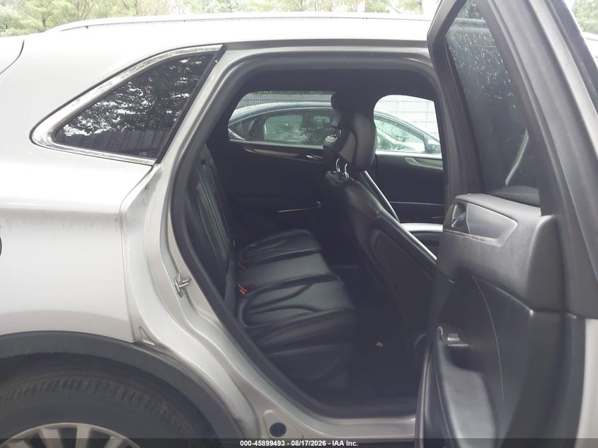 2019 LINCOLN MKC auction photo 8