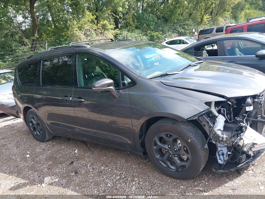 CHRYSLER PACIFICA HYBRID - zdjęcie 13