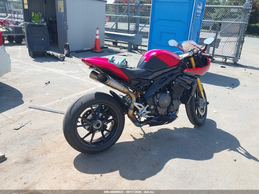 TRIUMPH SPEED TRIPLE 2022