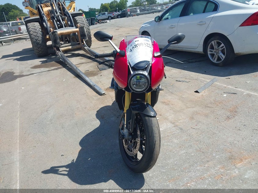TRIUMPH SPEED TRIPLE 2022