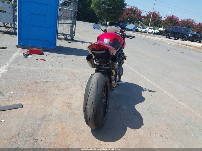 TRIUMPH SPEED TRIPLE 2022