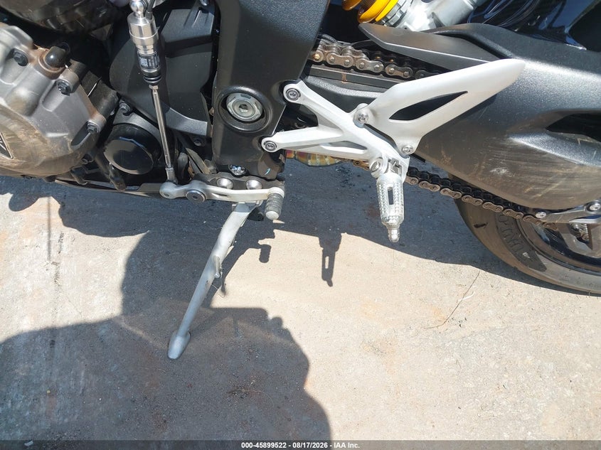 TRIUMPH SPEED TRIPLE 2022