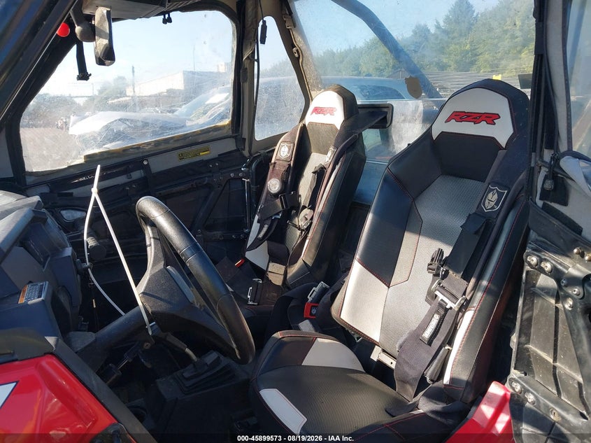 POLARIS RZR 2015