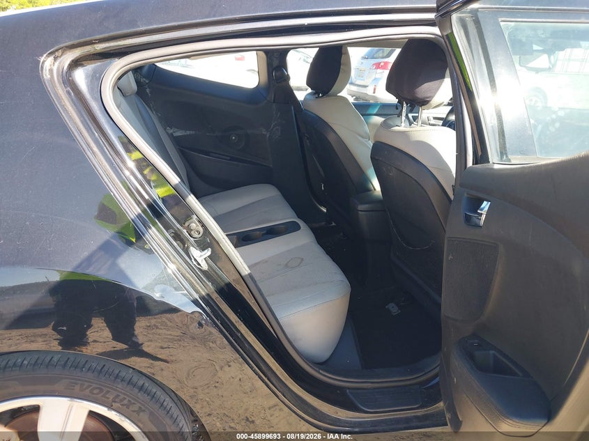 2014 HYUNDAI VELOSTER auction photo 8