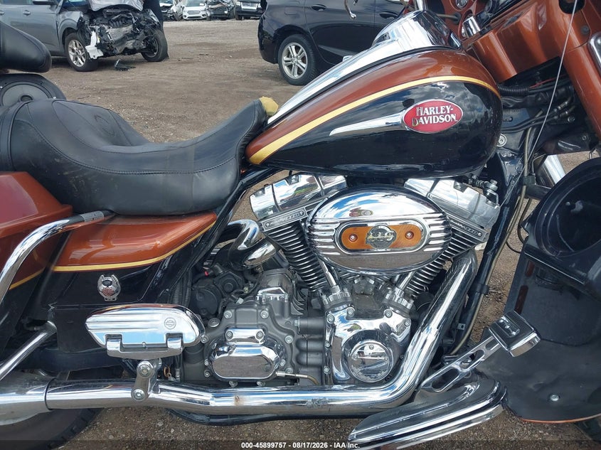 HARLEY-DAVIDSON FLHTCUSE3 2008