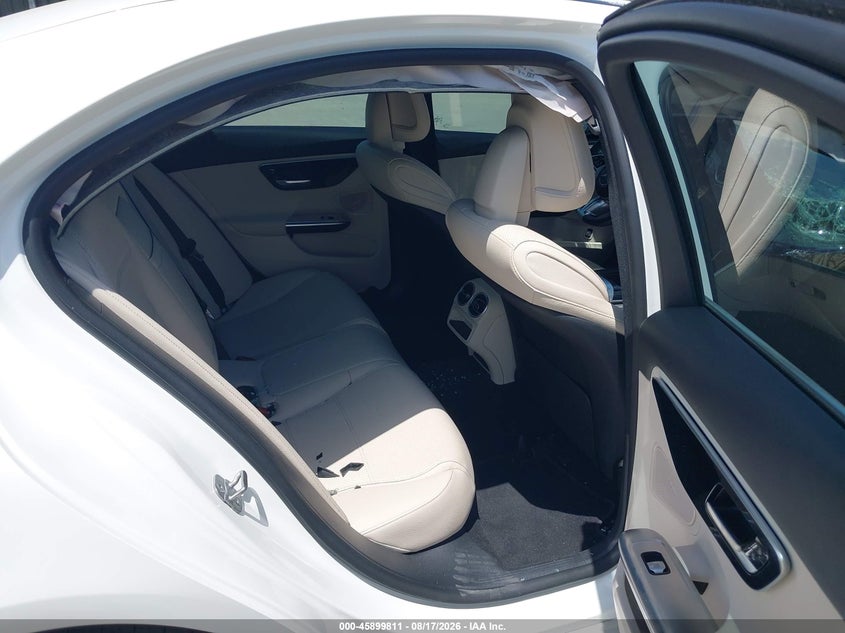 2024 MERCEDES-BENZ C 300 · Фото 8