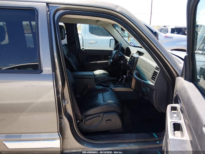 2012 JEEP LIBERTY auction photo 5