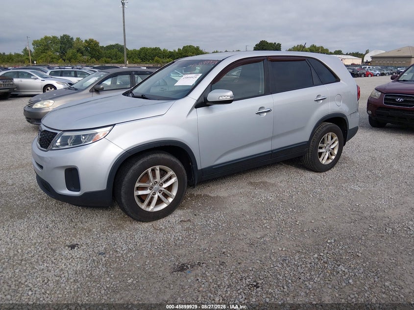 2014 KIA SORENTO auction photo 2