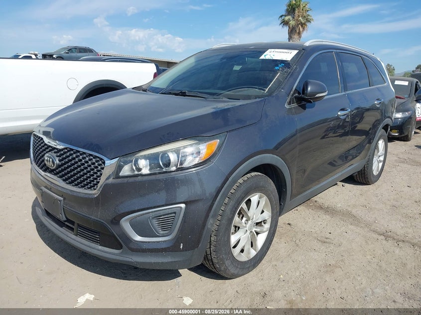 2017 Kia Sorento, Удар ззаду, IAAI, VIN 5XYPG4A30HG206953 — фото 2